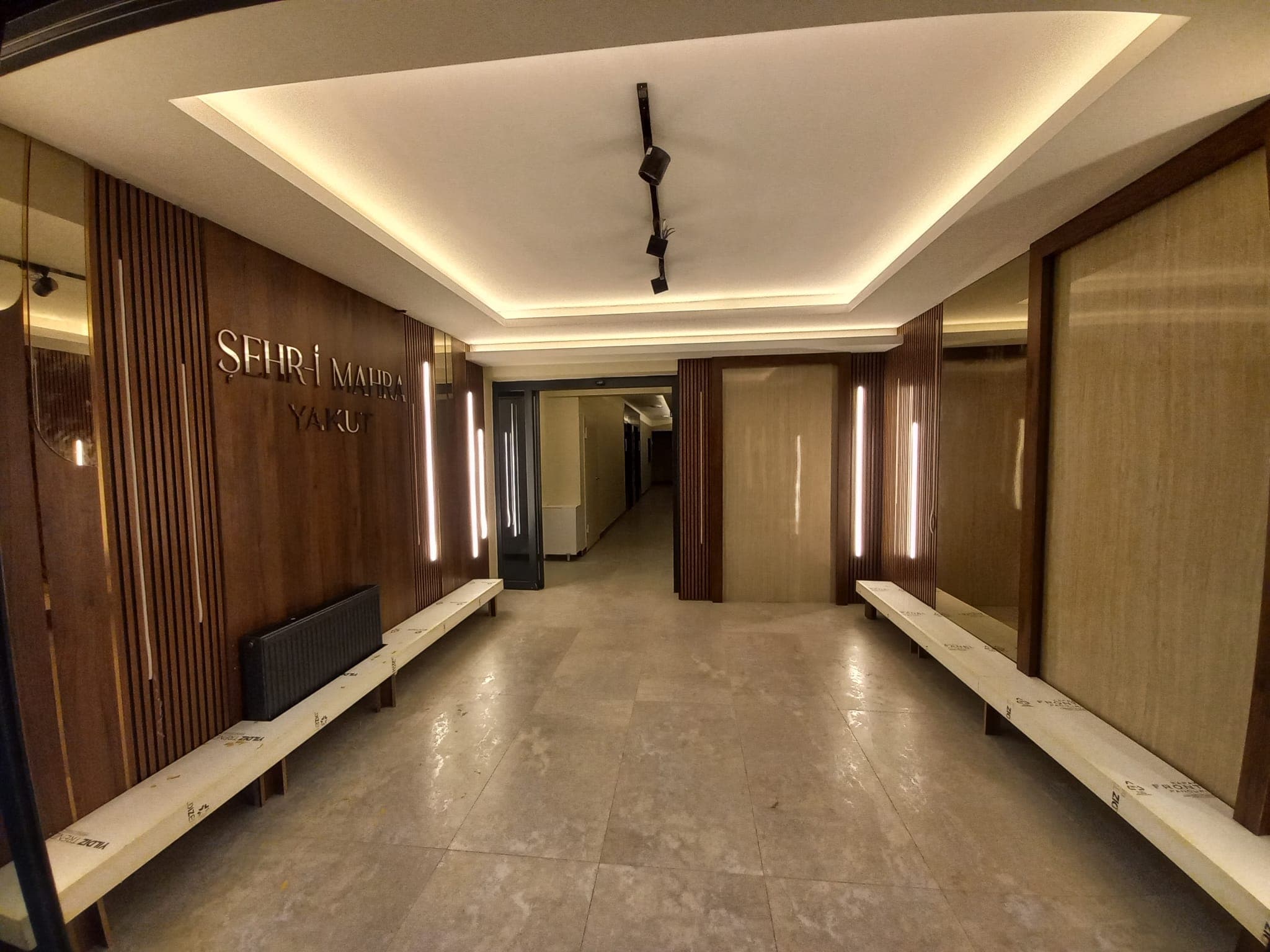 Modern Pvc Mermer — Uges Group — 4